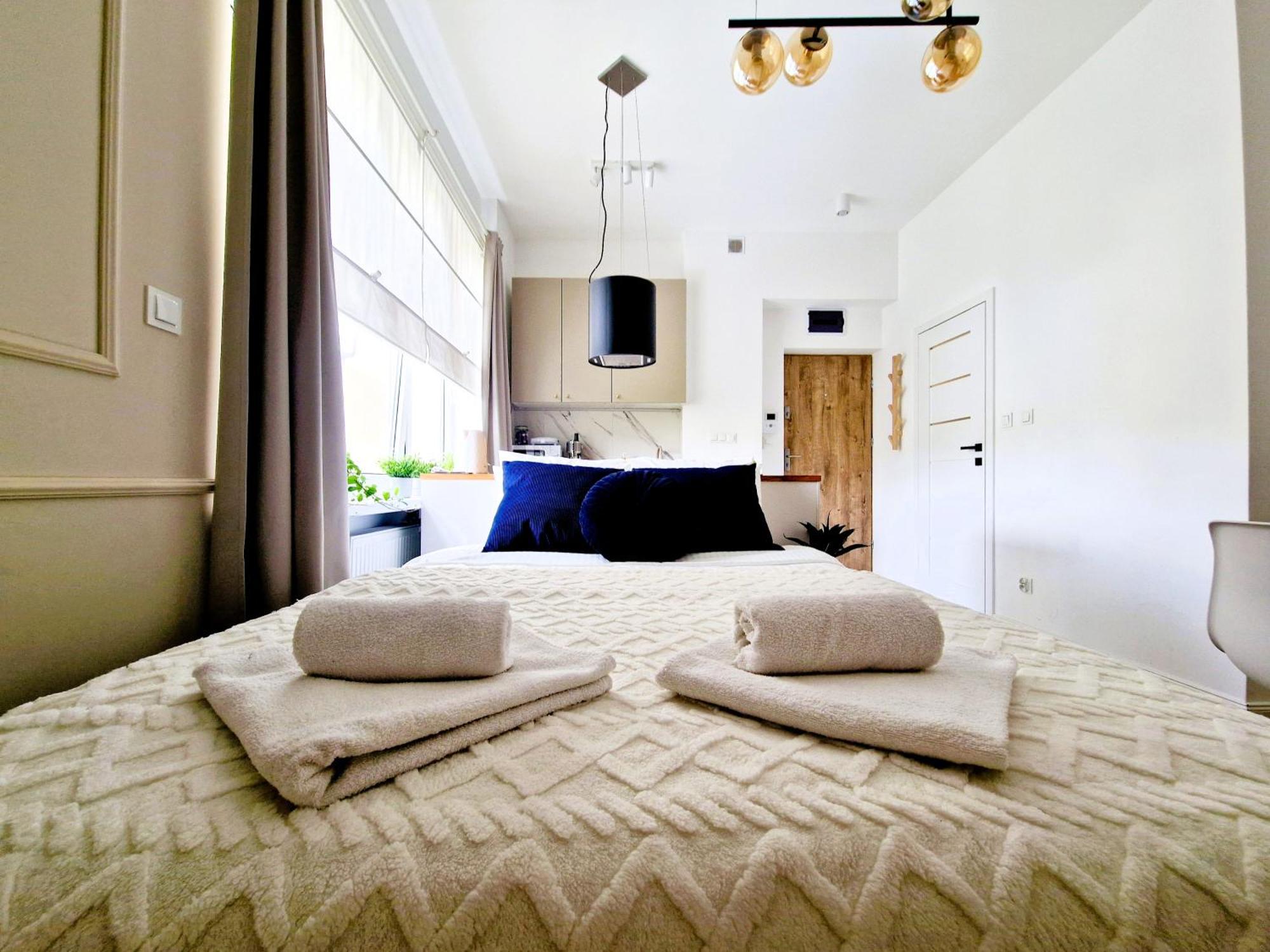 J&W Apartments Grojecka Glam Flat Warszawa Eksteriør bilde