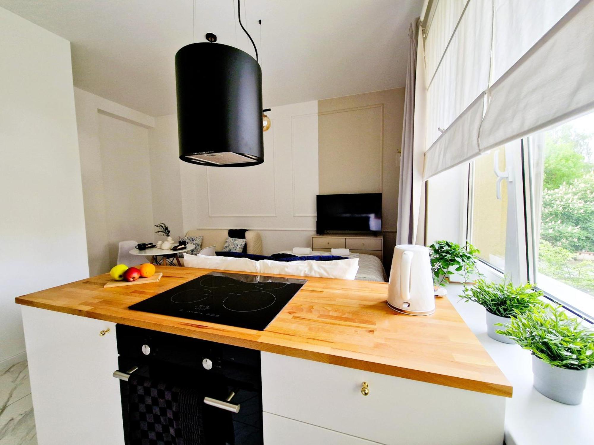 J&W Apartments Grojecka Glam Flat Warszawa Eksteriør bilde